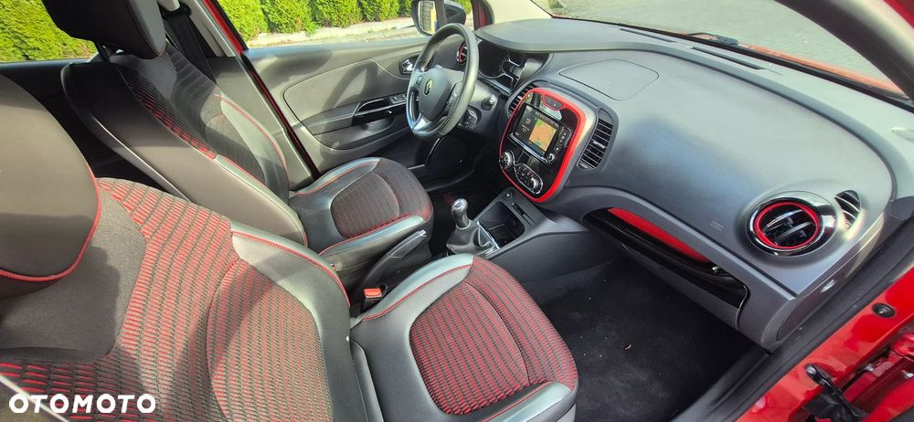 Renault Captur 0.9 Energy TCe Helly Hansen - 14