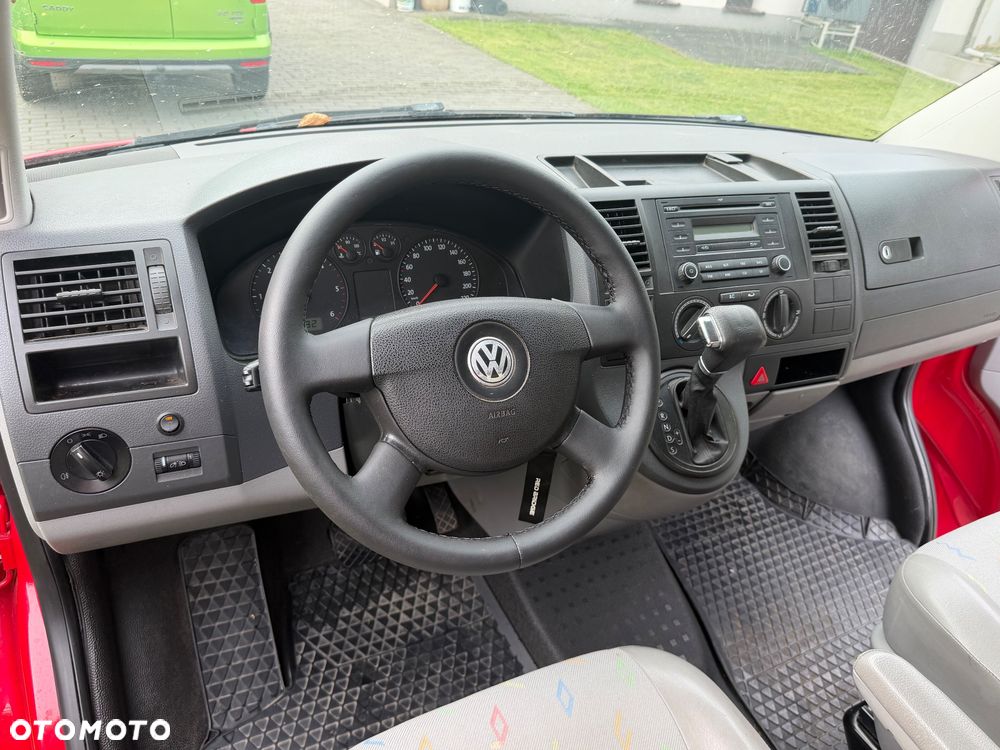 Volkswagen Transporter T5 - 12