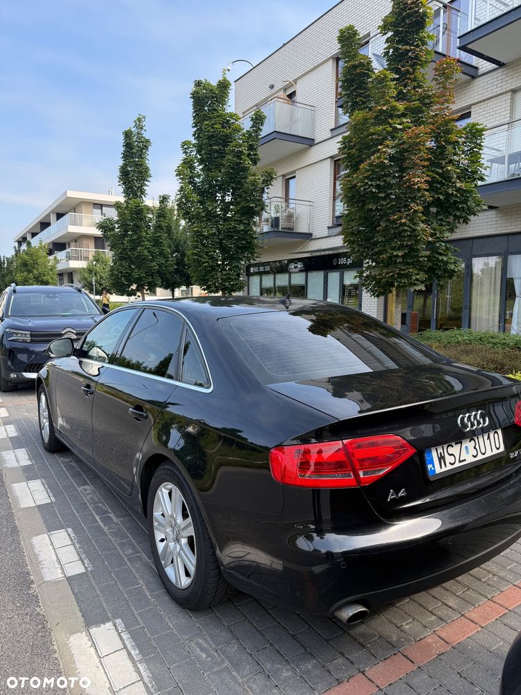 Audi A4 Limousine 2.7 TDI DPF multitronic Ambiente - 4