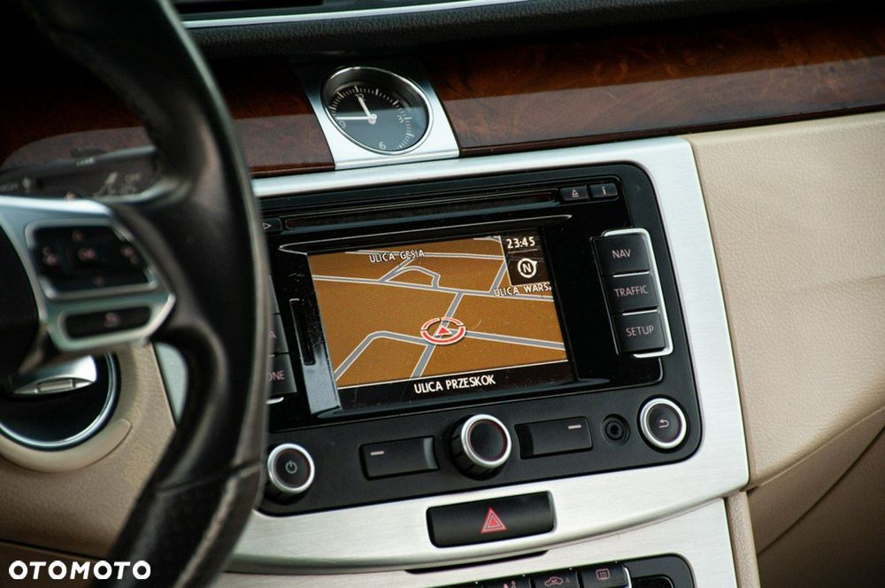 Volkswagen Passat CC - 27