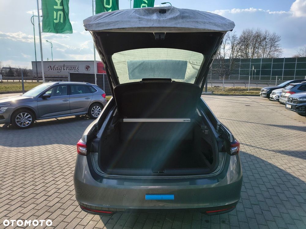 Skoda Superb 2.0 TDI SCR Edition 130 DSG - 11