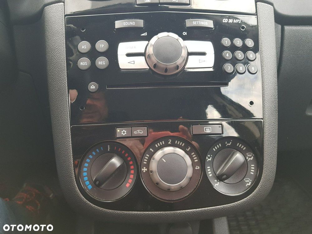 Opel Corsa - 19