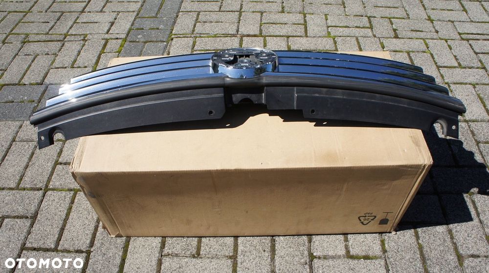 ATRAPA PRZEDNIA GRILL VW TOUAREG II 7P6 LIFT - 5
