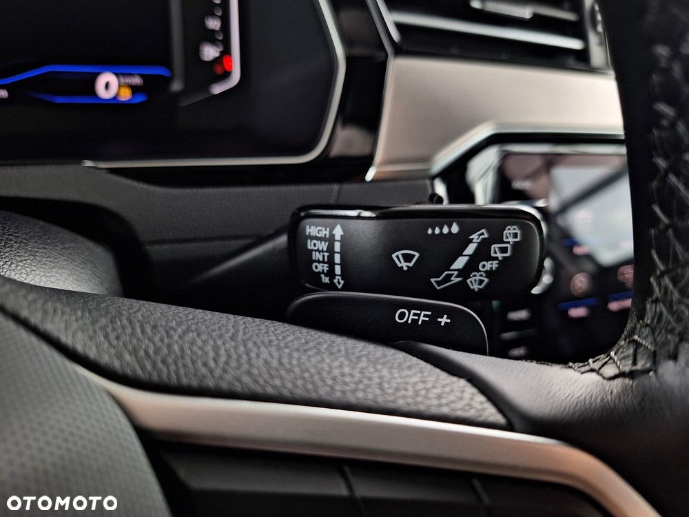 Volkswagen Passat 2.0 TDI 4Mot Elegance DSG - 35