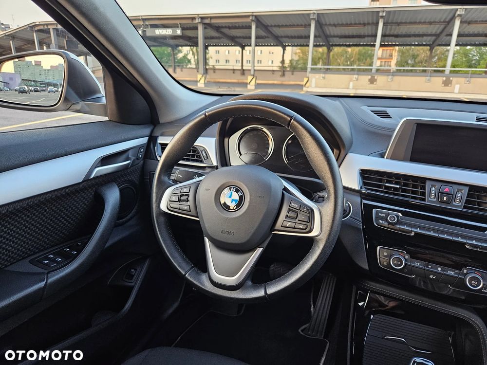 BMW X2 sDrive18i - 15