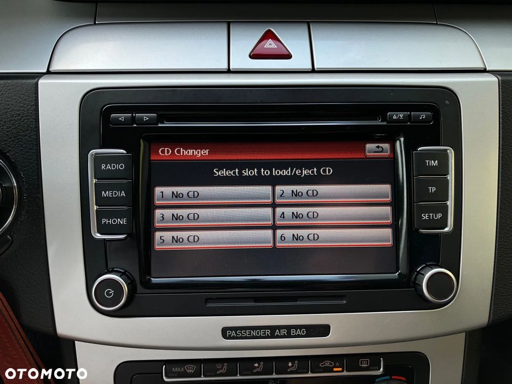 Volkswagen Passat 1.4 TSI Comfortline R-Style - 34