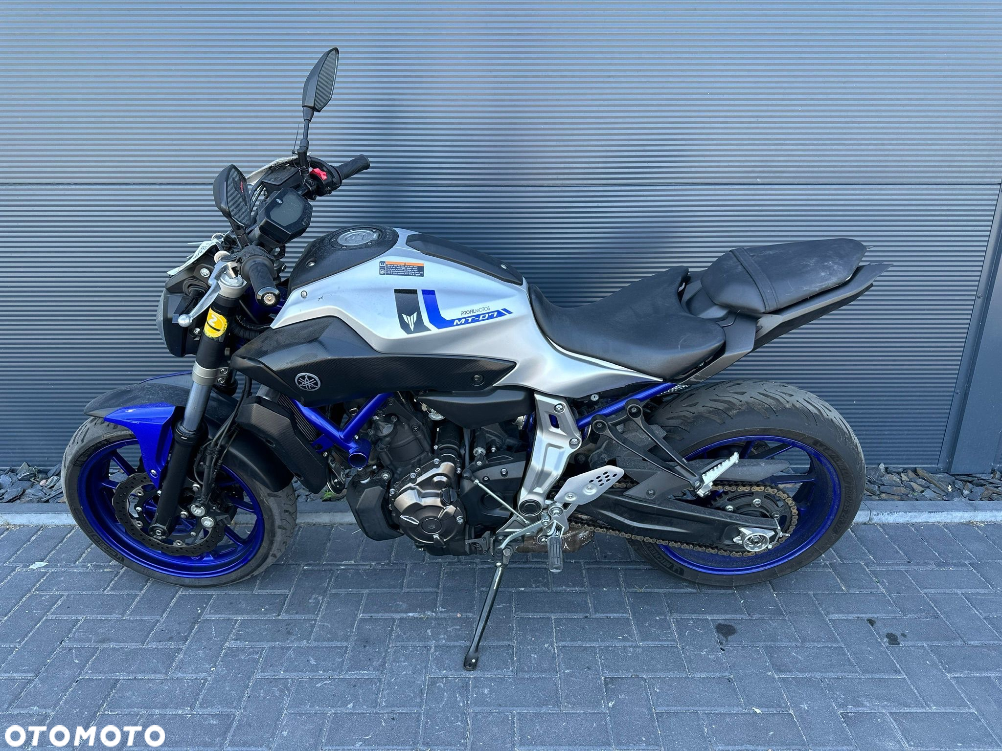 Yamaha MT - 2