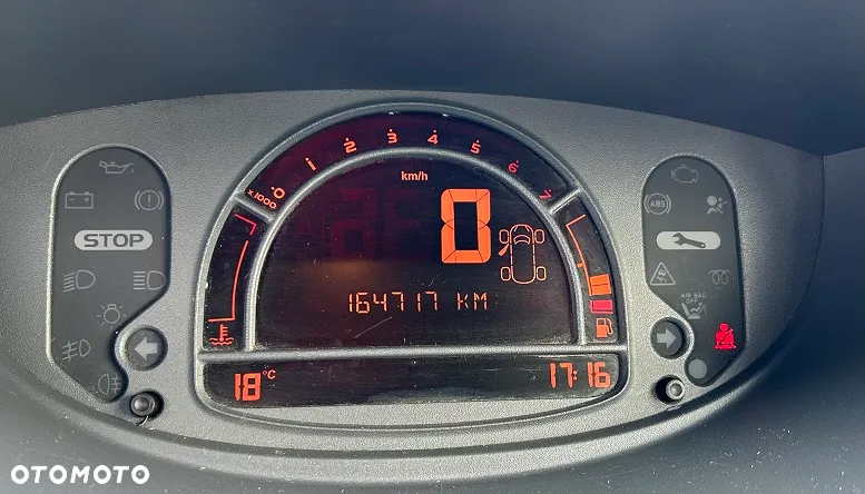 Renault Modus - 13