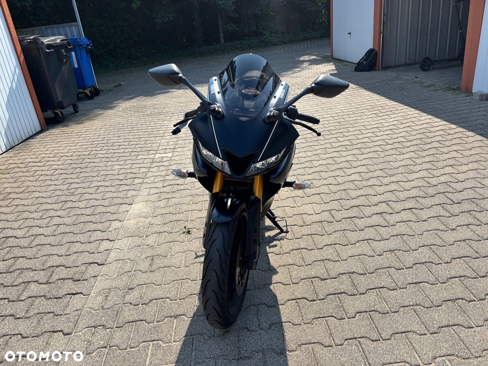 Yamaha YZF - 2