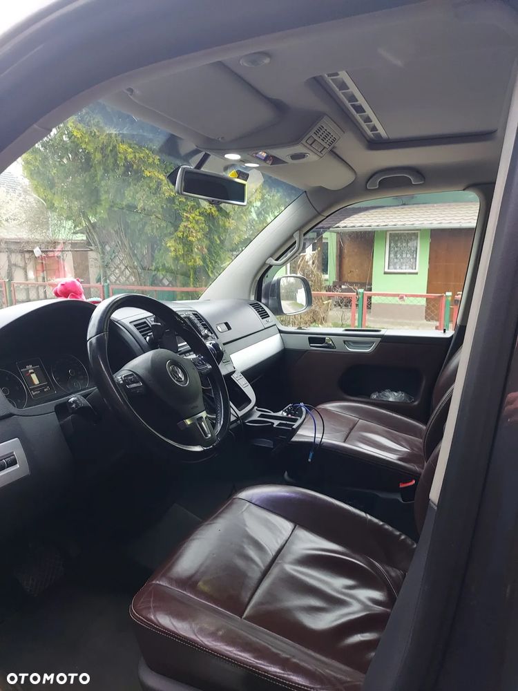 Volkswagen Multivan - 6