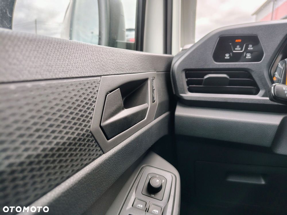 Volkswagen Caddy Caddy  silnik: 2,0 l TDI EU6 SCR  75 kW skrzynia biegów: manualna 6 -biegowa rozstaw osi: 2755 mm - 15