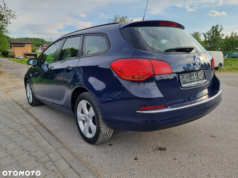 Opel Astra 1.6 ECOFLEX Start/Stop 150 Jahre - 7