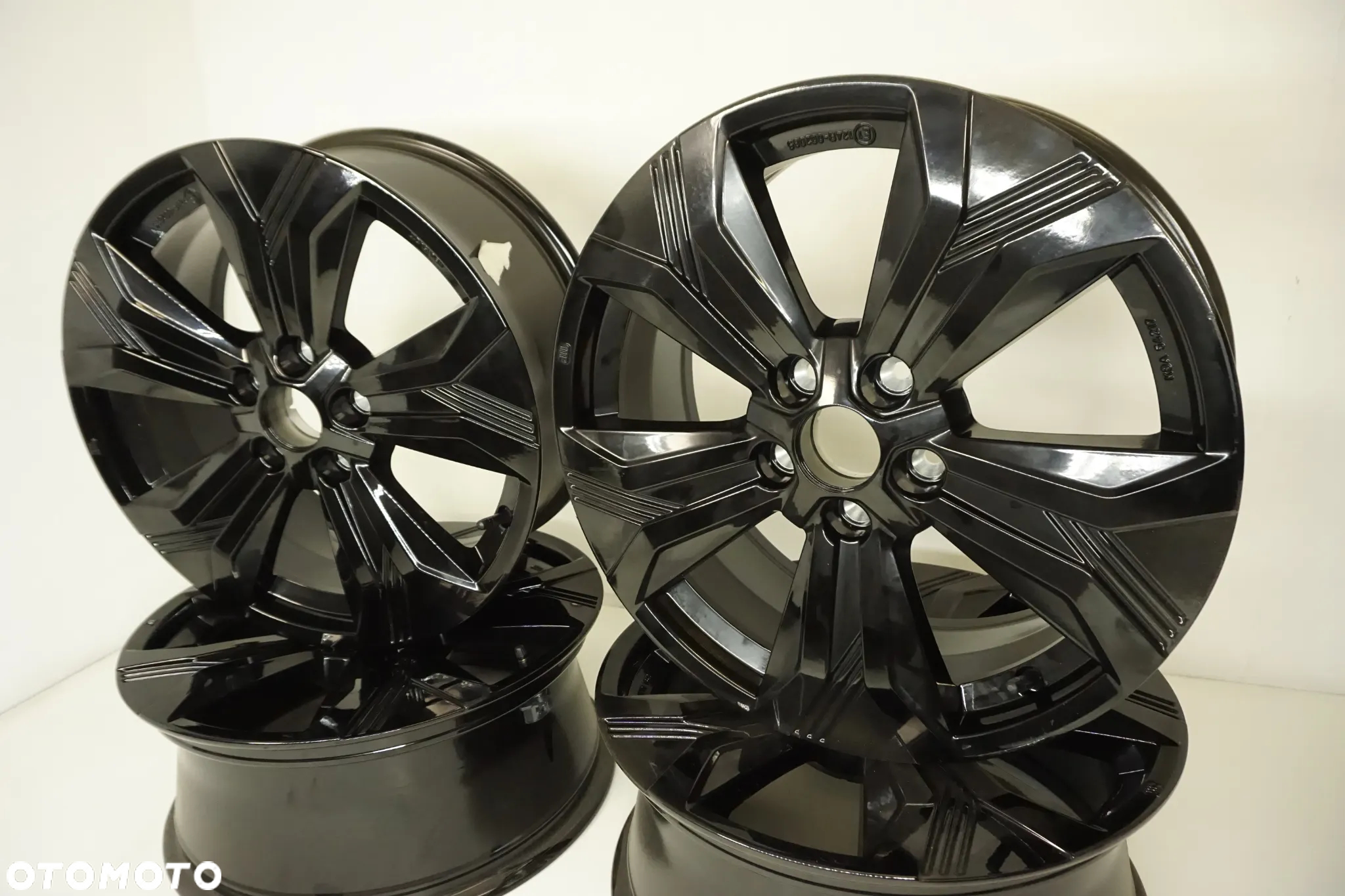 FELGI ALUMINIOWE 18 NISSAN ARIYA PRIMERA QASHQAI II JUKE PULSAR LEAF X-TRAIL NV300 ORYGINAŁ NISSAN NOWY MODEL - 3