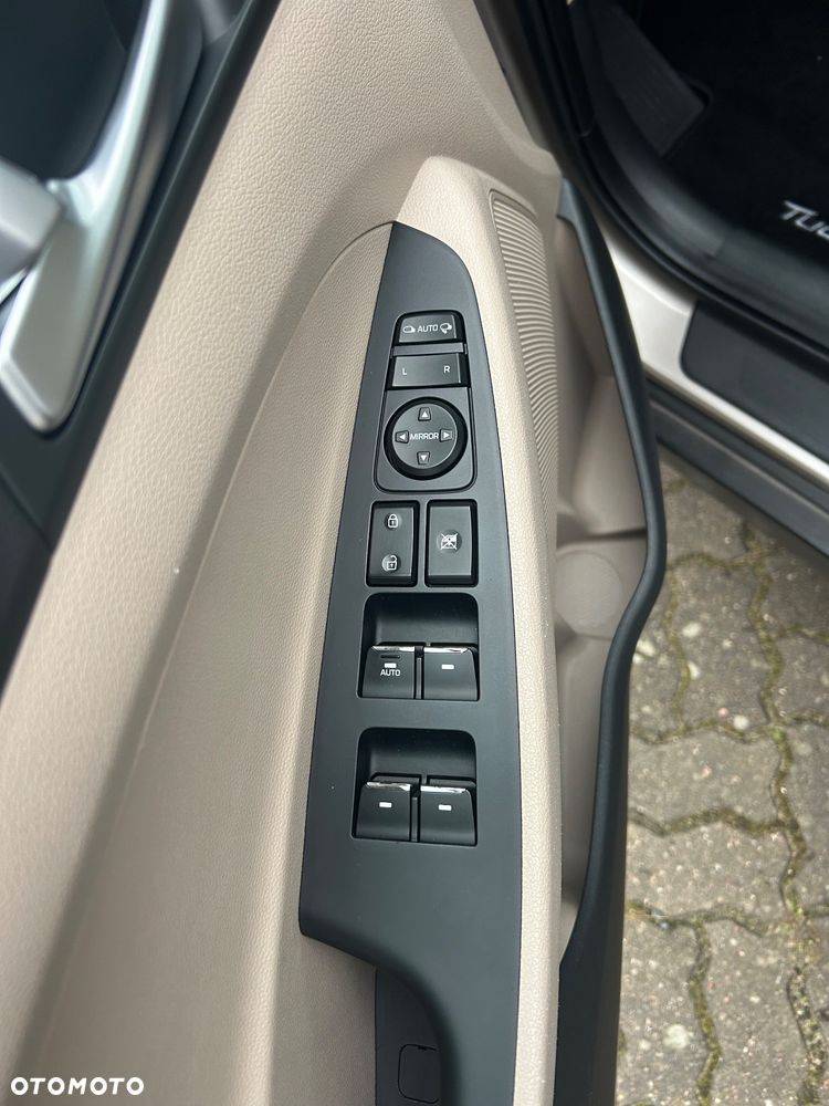 Hyundai Tucson 2.0 CRDi 4WD Passion - 27