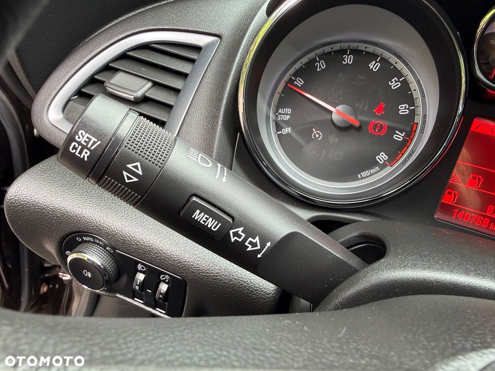 Opel Astra 1.4 Turbo ecoFLEX Start/Stop 150 Jahre - 26