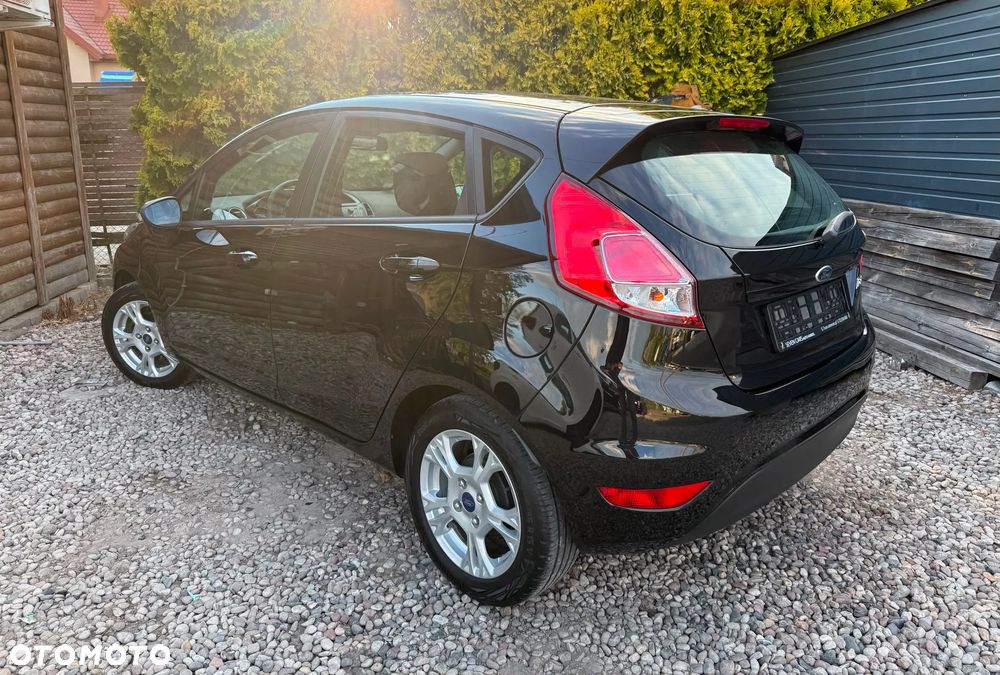 Ford Fiesta 1.25 Champions Edition - 9
