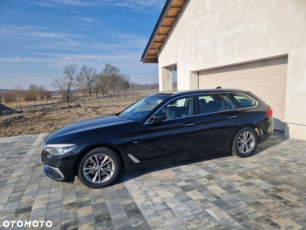 BMW Seria 5 530d xDrive Touring Luxury Line - 13
