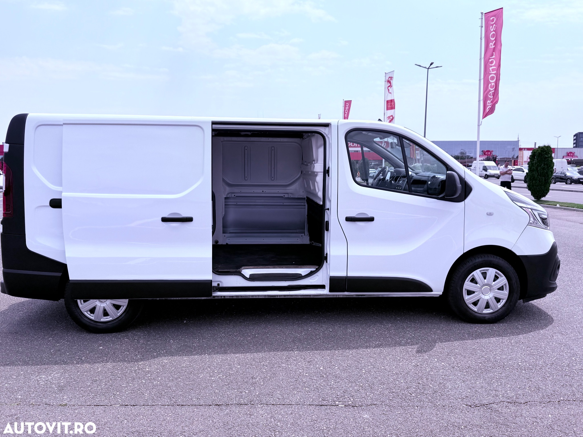 Renault Trafic 2.0 Blue dCi 146 Furgon Cabina Dubla L2H1 Authentique - 15