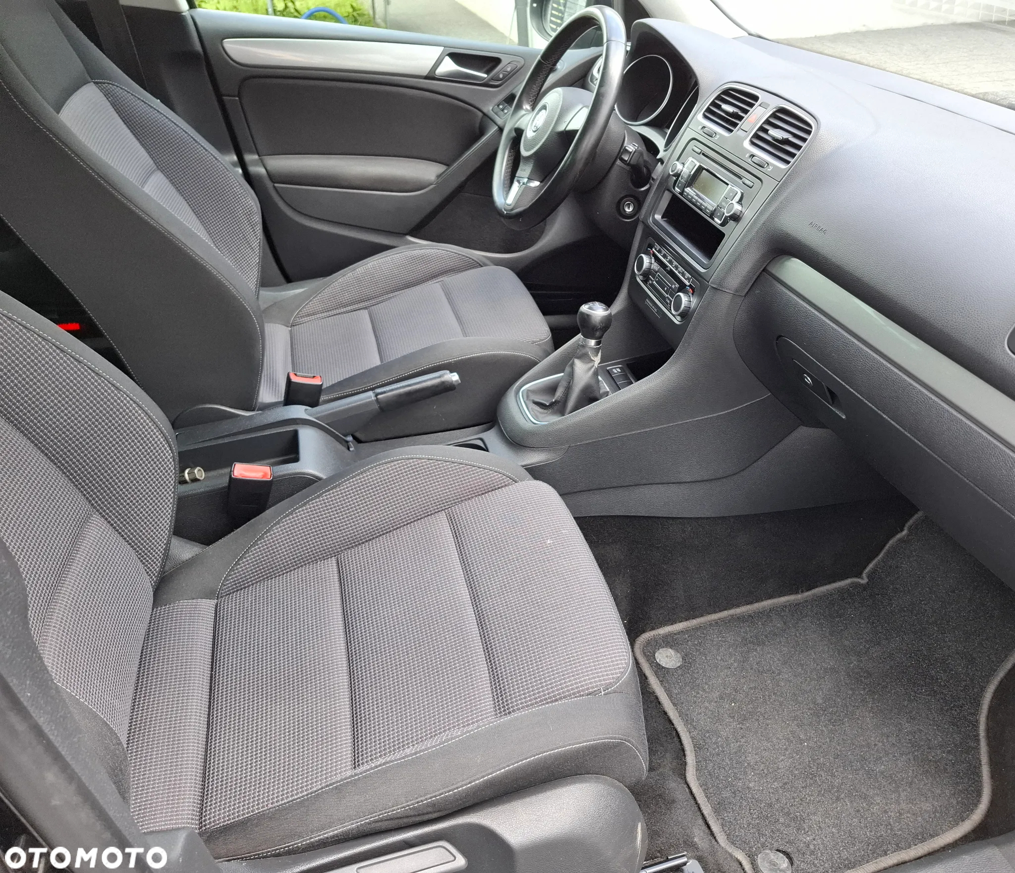 Volkswagen Golf 1.6 Comfortline - 17