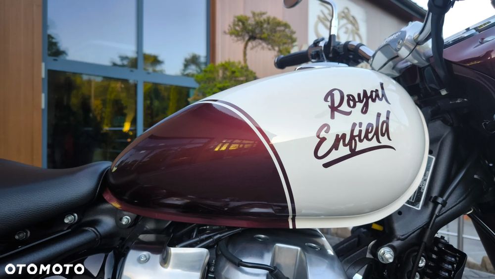 Royal Enfield Classic - 33