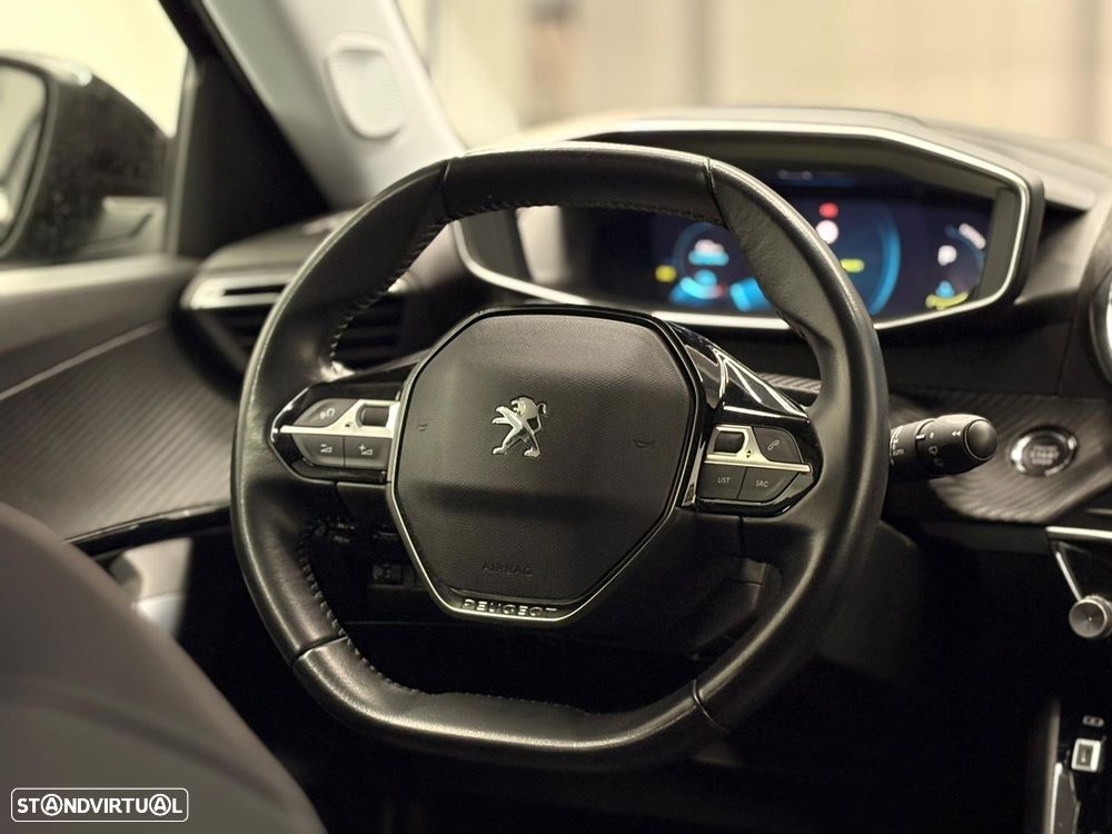 Peugeot e-2008 Allure Pack - 16