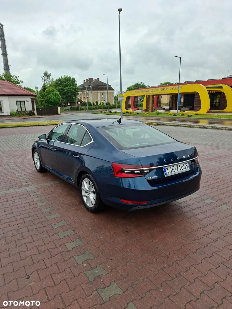 Skoda Superb 1.5 TSI Ambition - 8