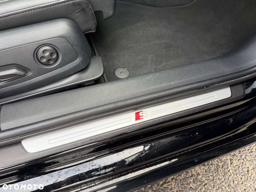 Audi A4 Avant 2.0 TDI Quattro Sport S tronic - 18