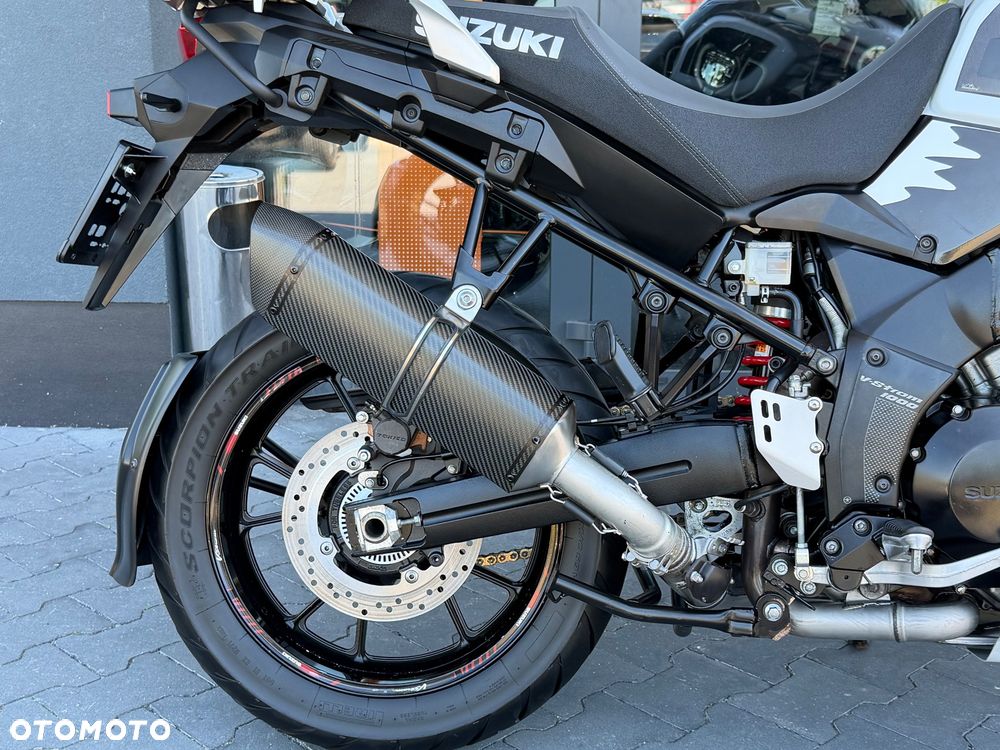 Suzuki V-STROM - 6