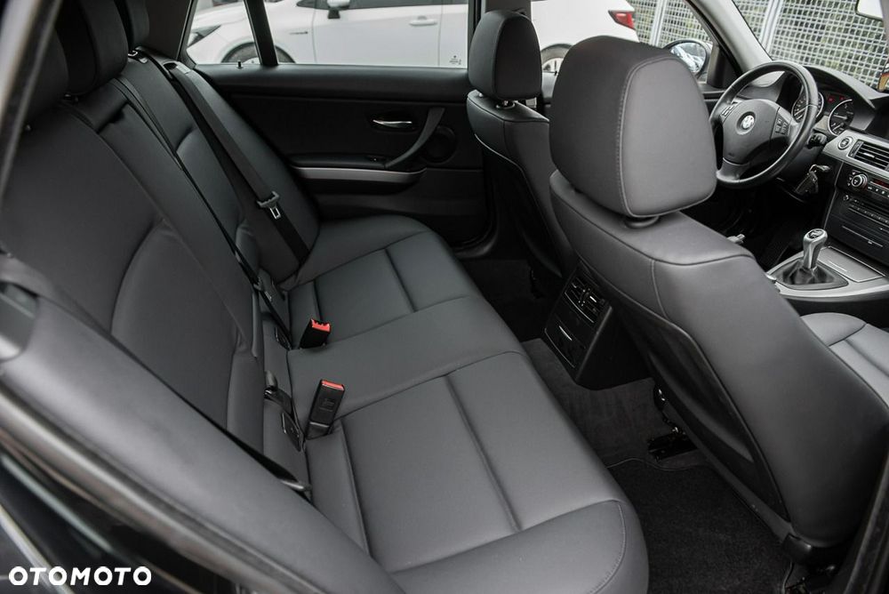 BMW Seria 3 - 8