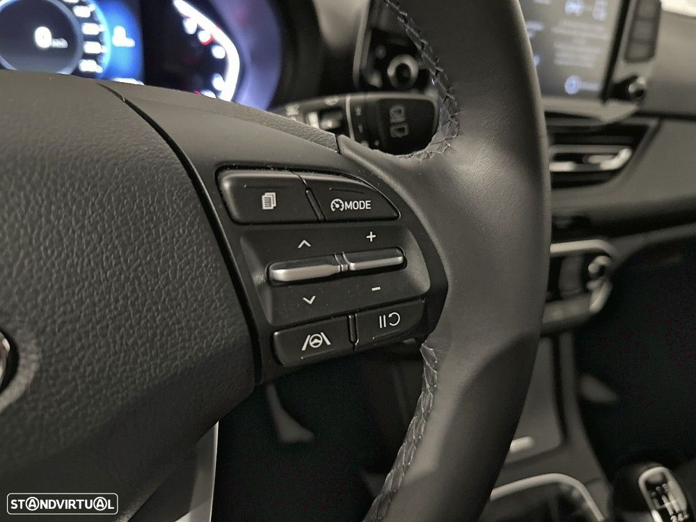 Hyundai i30 1.0 T-GDI Style Plus - 10
