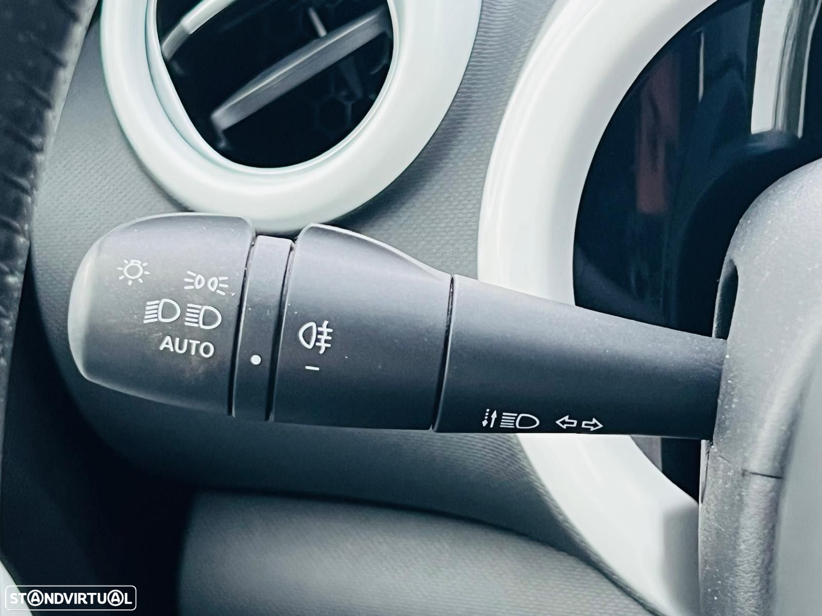 Renault Twingo 0.9 TCe Exclusive - 29