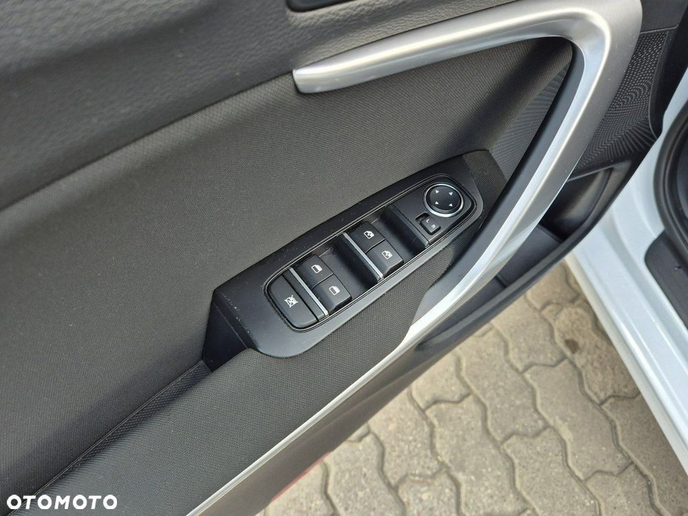 Kia Ceed 1.5 T-GDI M - 14