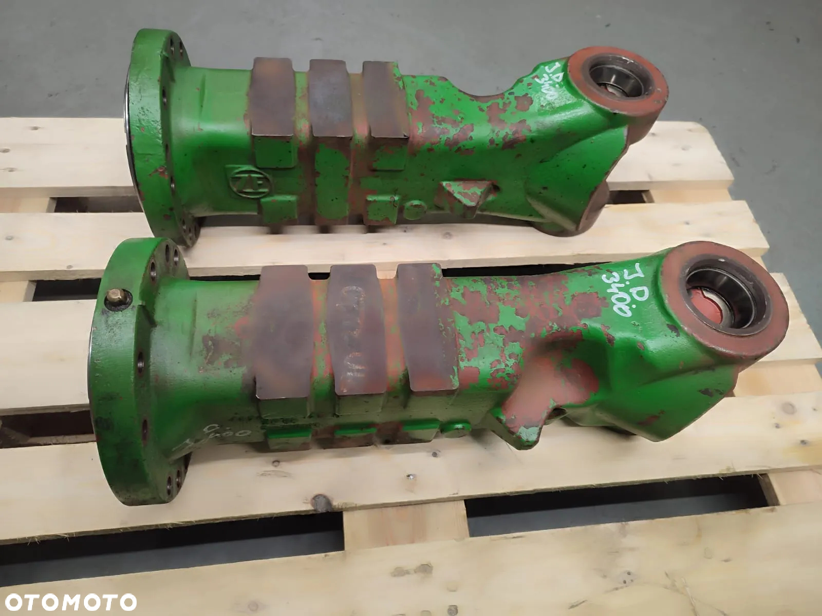 Pochwa mostu 4475436126 JOHN DEERE 3400 - 7