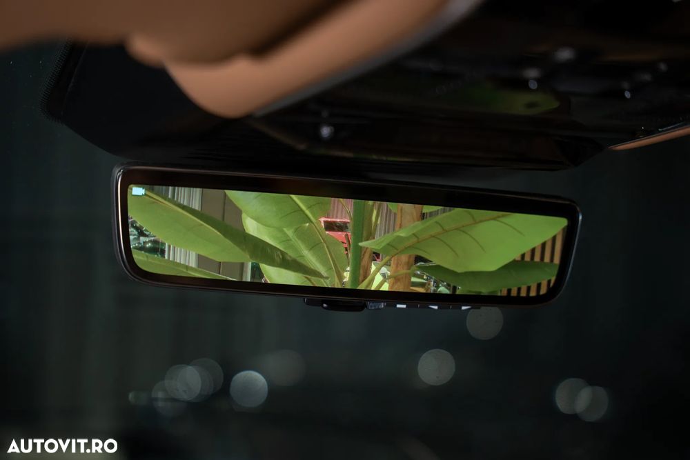 Land Rover Range Rover 4.4 V8 P530 LWB Autobiography - 32