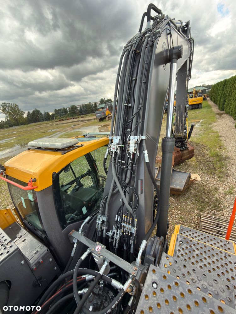 Volvo EC 250 EL - 17