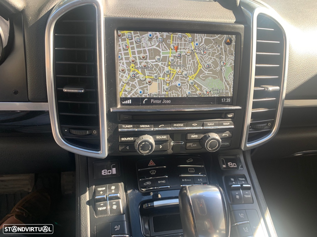 Porsche Cayenne II Platinum Edition - 21
