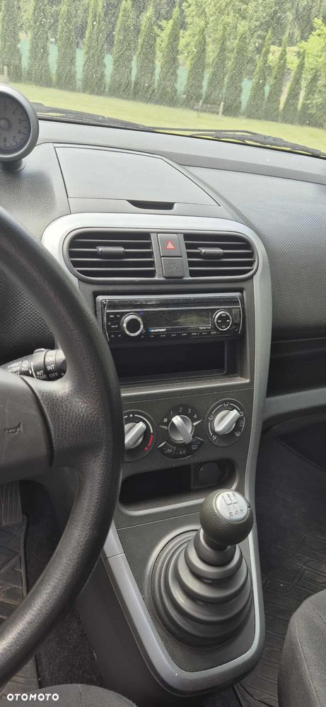 Suzuki Splash 1.0 Basic - 4