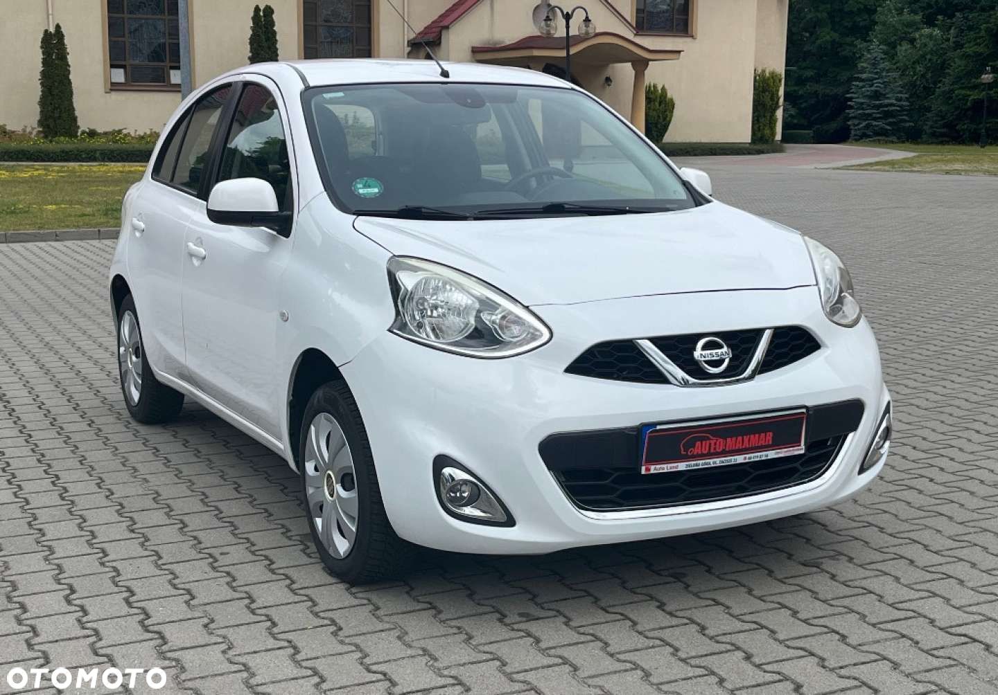 Nissan Micra - 1