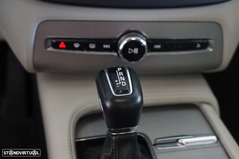 Volvo XC 90 2.0 D4 Inscription - 19