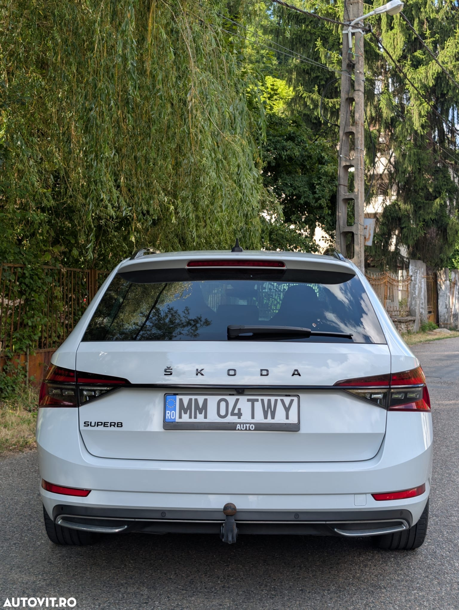 Skoda Superb 2.0 TDI DSG Sportline - 4