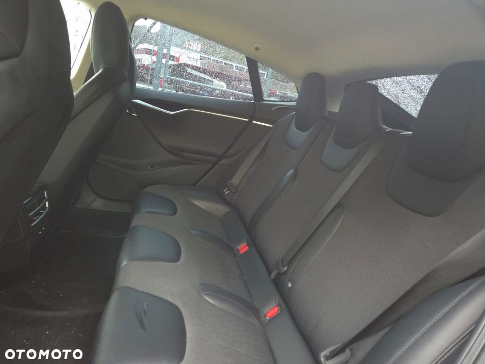 Tesla Model S Standard - 14