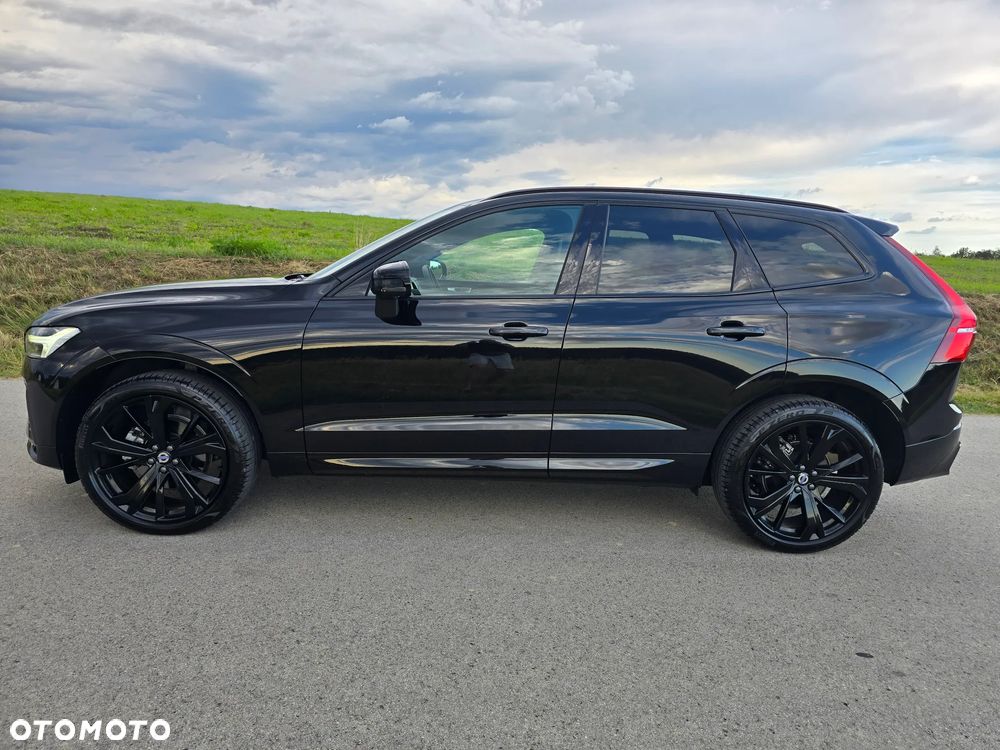 Volvo XC 60 B5 B AWD Plus Dark - 19