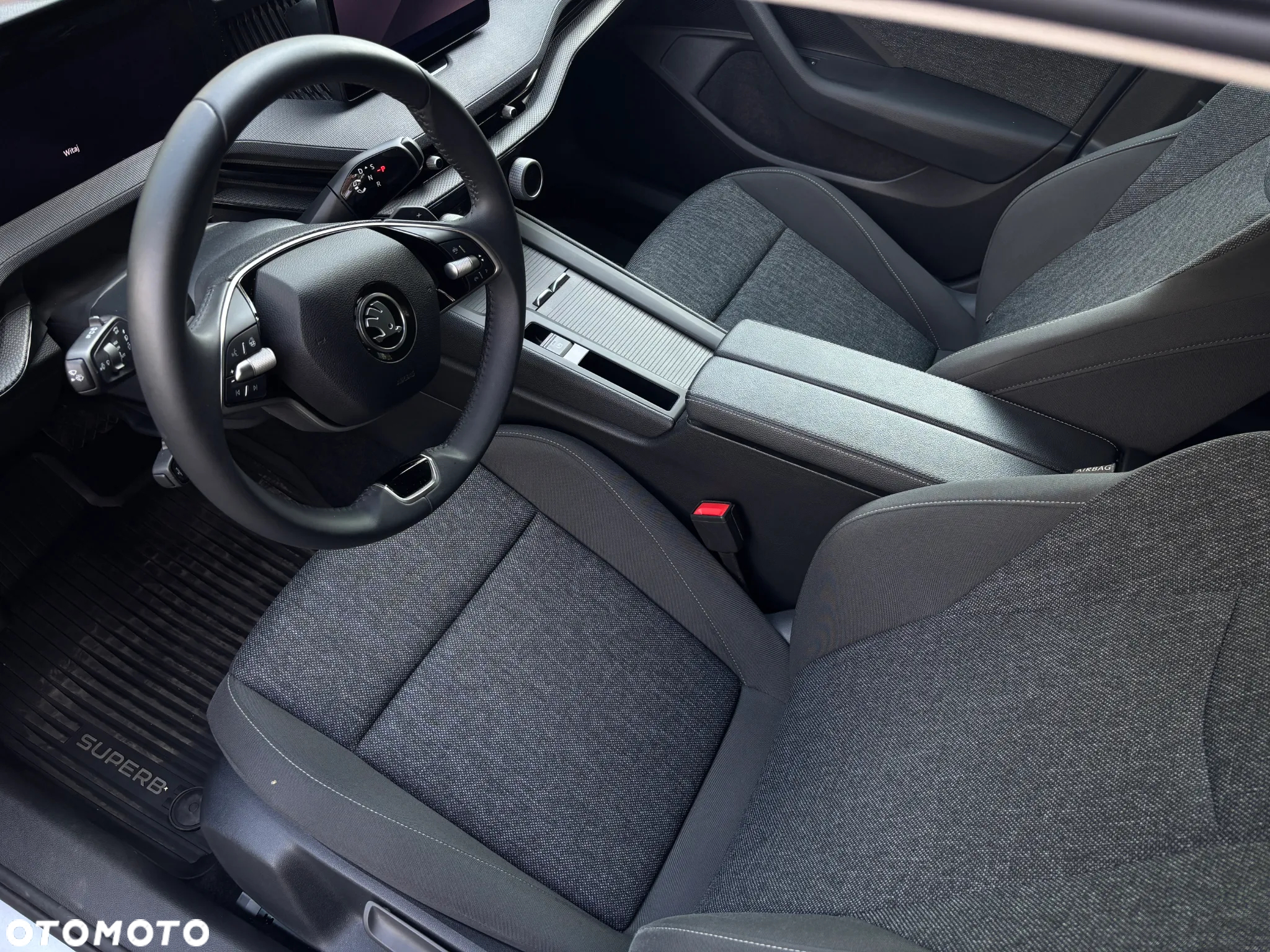 Skoda Superb 2.0 TDI SCR Essence DSG - 18