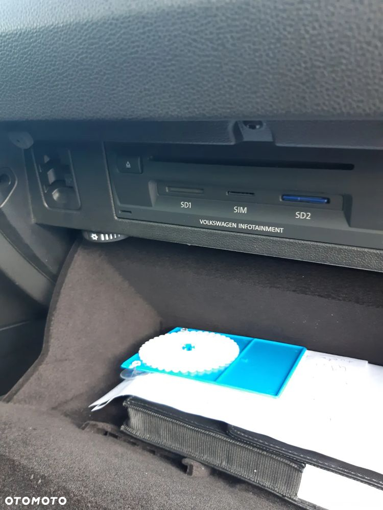 Volkswagen Passat - 4