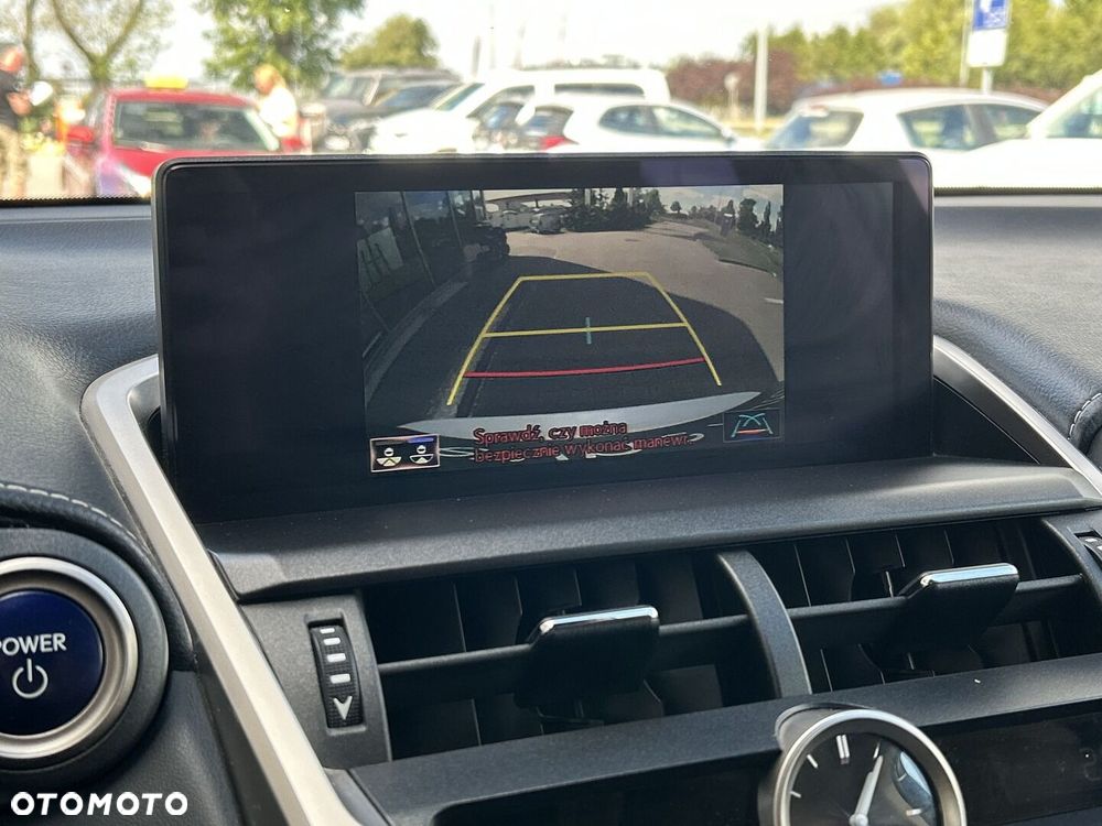 Lexus NX 300h F Impression AWD - 19