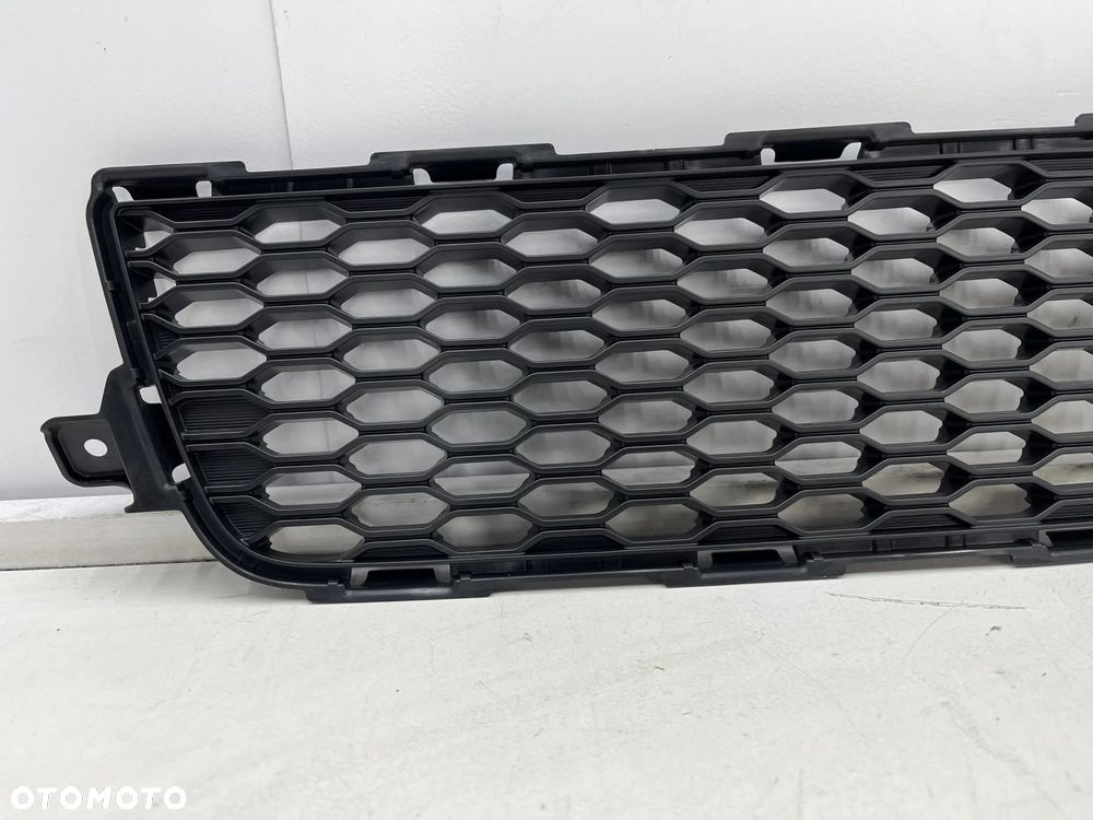 Atrapa Suzuki Jimny 3 III 12-17r. Lift grill przednia maskownica zderzaka nowa oryginalna 71718-57m0 - 7