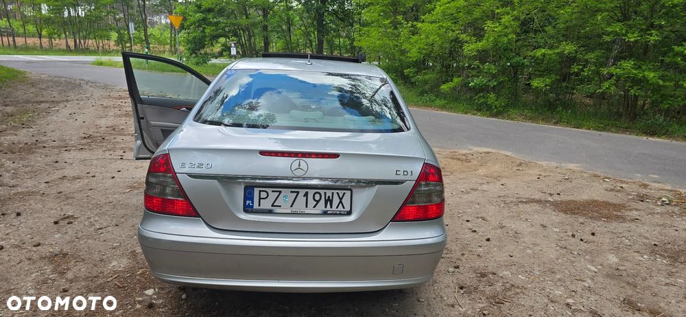 Mercedes-Benz Klasa E 220 CDI Automatik Avantgarde DPF - 2