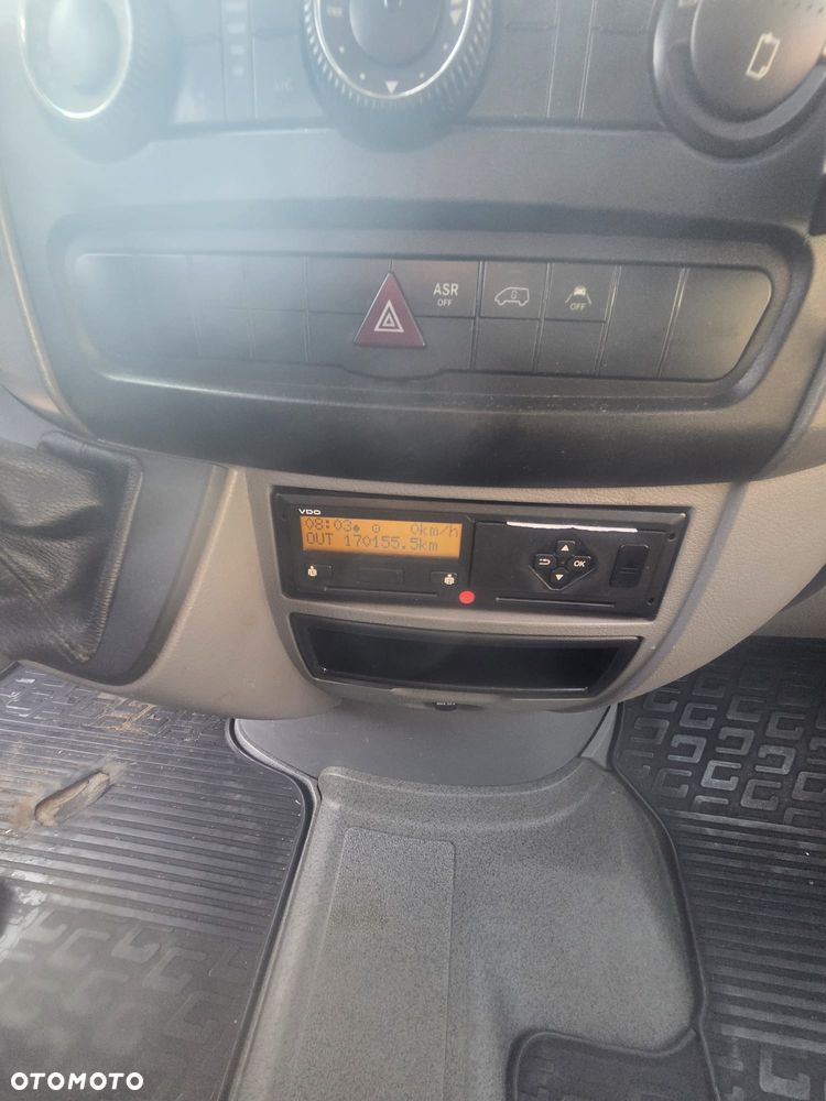Mercedes-Benz SPRINTER - 25