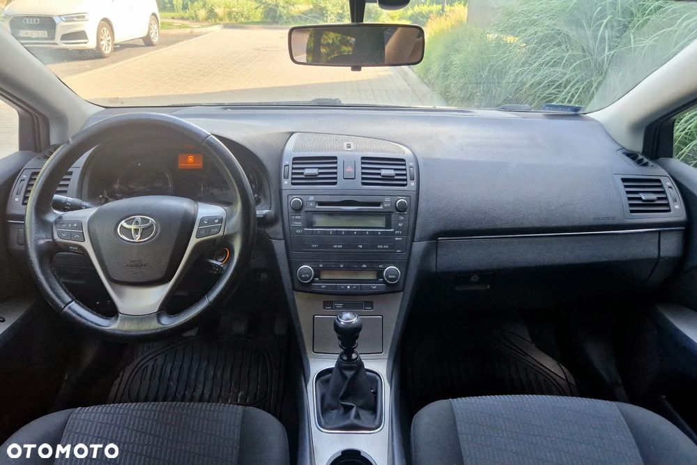 Toyota Avensis 2.0 D-4D Edition - 8