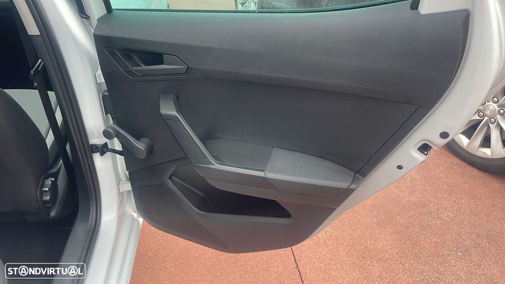 SEAT Ibiza 1.0 TSI S&S Style - 16